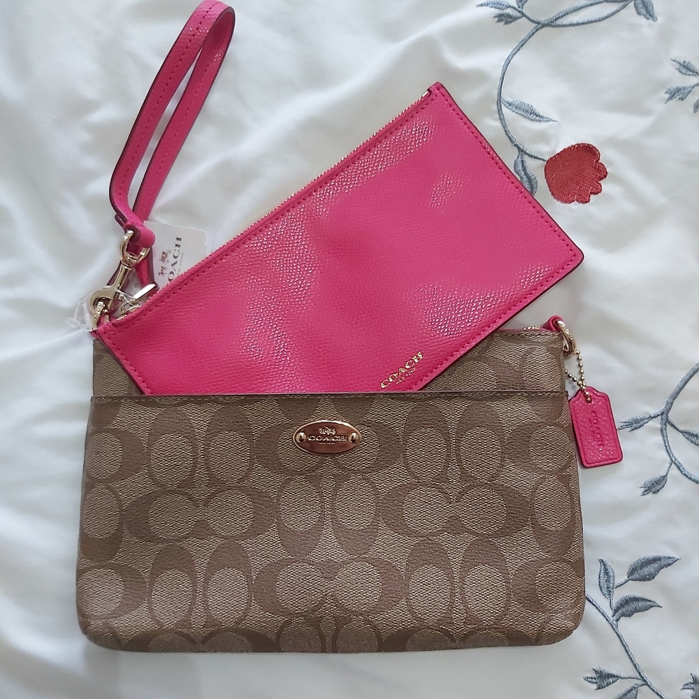 Coach Signature Pop Pouch wristlet